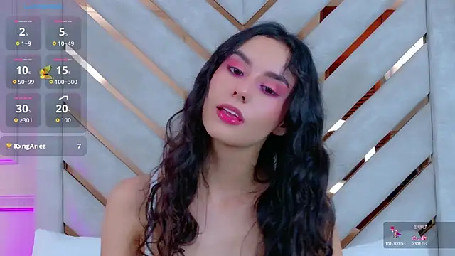 Sarah-Grace online show from November 19, 2:22 am