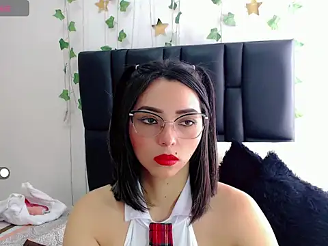 sara arias00 online show from October 3, 3:17 pm