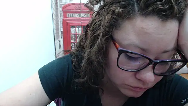 greeneyes nurse online show from December 4, 9:37 pm