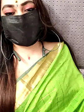 Cutie nila26 online show from November 4, 5:45 am