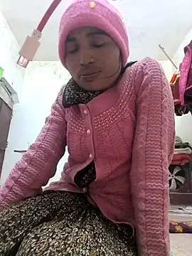 Hot raaani online show from January 13, 3:16 pm