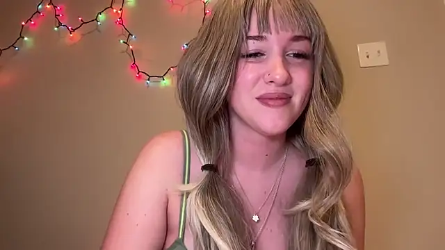 anamira1 online show from February 26, 12:37 pm