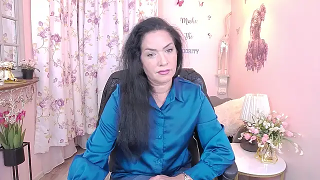 MyLovOne online show from November 19, 1:33 pm