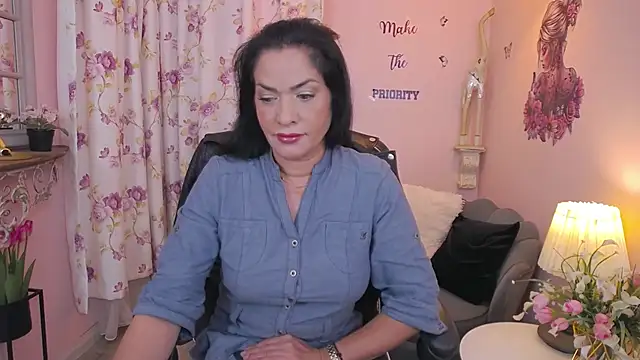 MyLovOne online show from October 20, 9:23 am