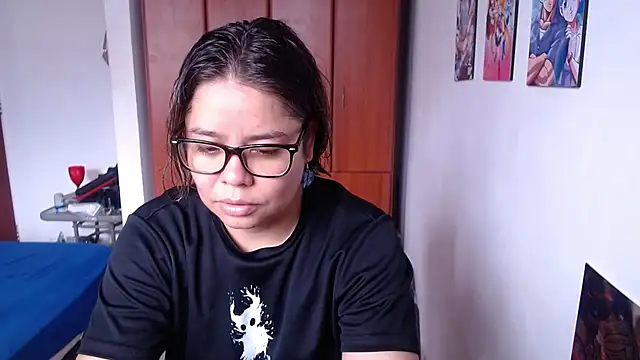 saenz eymi online show from November 6, 4:24 pm