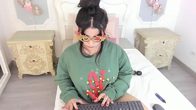 MeganStar   online show from November 21, 12:18 pm