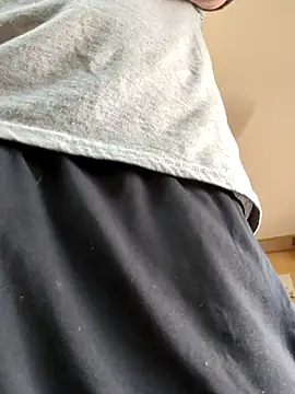 sizableunicorn7 online show from October 6, 9:41 pm