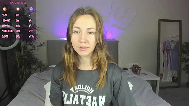 Luna G0ld online show from September 27, 11:56 pm