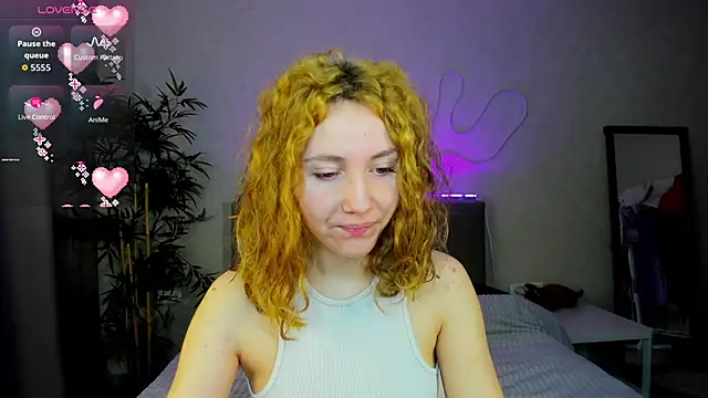 Luna G0ld online show from November 22, 1:08 am