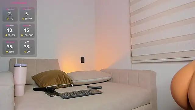 arianna 000 online show from April 4, 1:43 pm