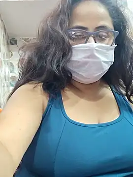 nisha 1110 online show from September 26, 8:50 pm