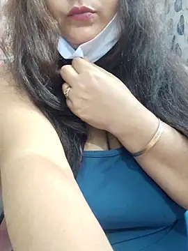 nisha 1110 online show from February 17, 6:29 pm