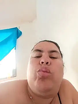 yaneth  online show from October 8, 3:16 pm