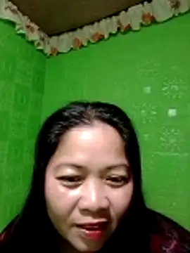 hottestmommm12345 online show from November 17, 10:43 pm