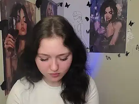 LadyAlice  online show from March 11, 7:12 am