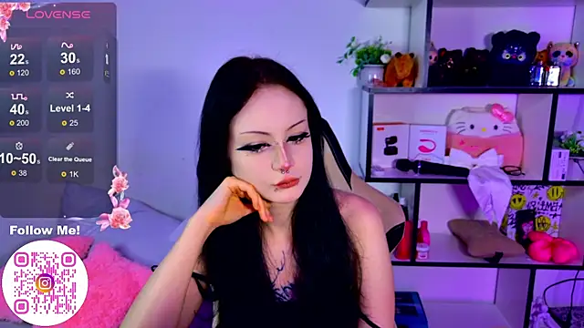 MiaScarlettt online show from December 18, 7:07 pm