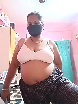 biggbobbsgirl online show from October 4, 7:07 pm