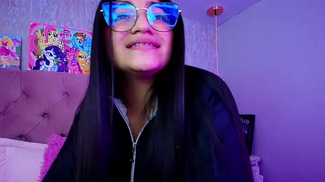 laurenelove online show from February 24, 7:40 am