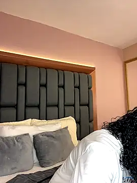 LisaMendez online show from September 26, 3:59 am