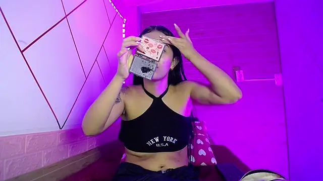 isabella rossee online show from November 24, 7:38 pm