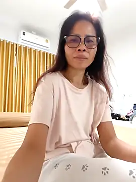 Mama Eva 1 online show from September 27, 1:24 am