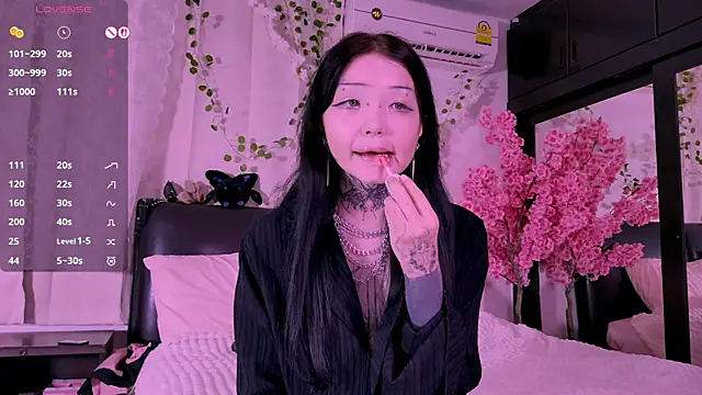 Lein Bone online show from October 22, 12:59 am