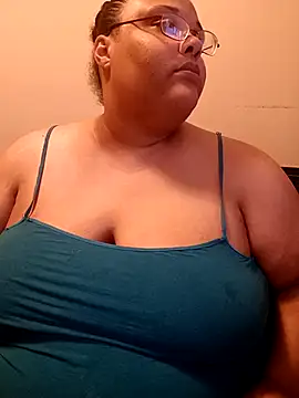 SexyBBW10790 online show from September 26, 11:41 am