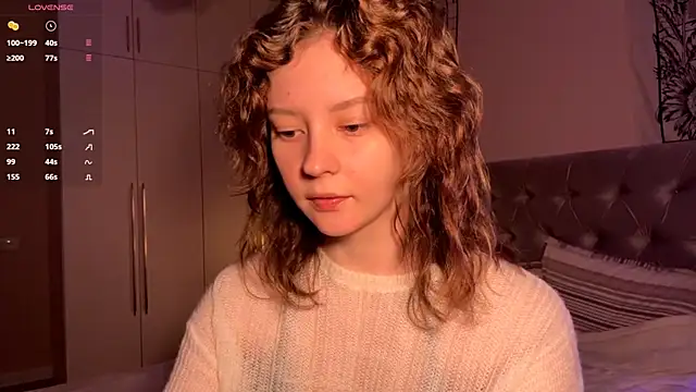 IrisPurrphy online show from October 26, 5:19 pm