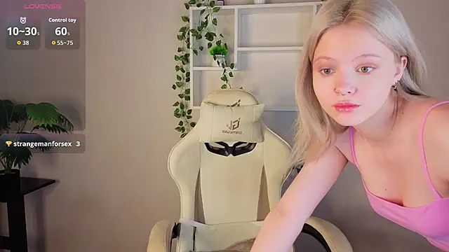 Allice Cox online show from November 25, 12:13 am