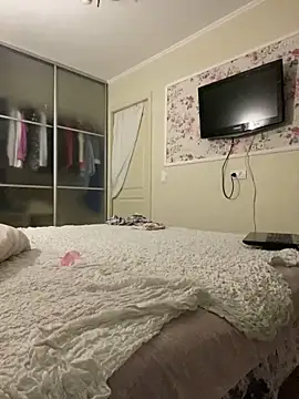 missevacrystal online show from September 10, 5:46 pm