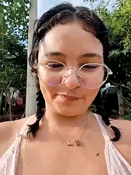 Lily-o online show from October 6, 8:46 pm