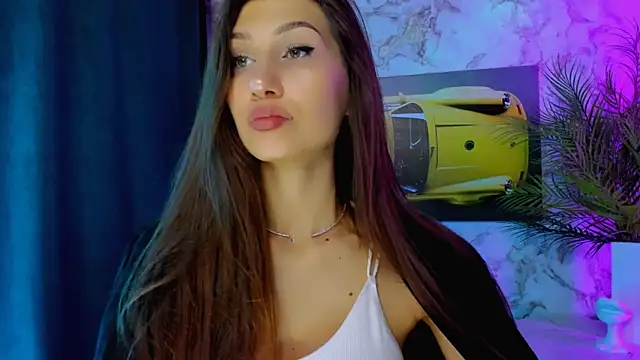 Mollyinyourmind online show from June 18, 12:01 am