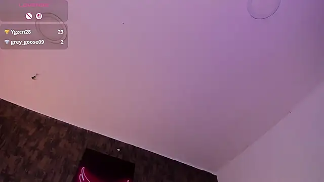 marian  stone online show from April 15, 7:58 pm