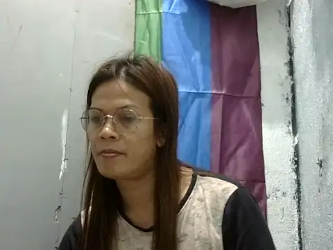 juicycum069 online show from April 3, 12:30 am