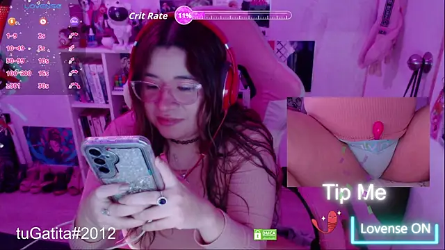 Pink girl0n online show from October 12, 7:38 pm