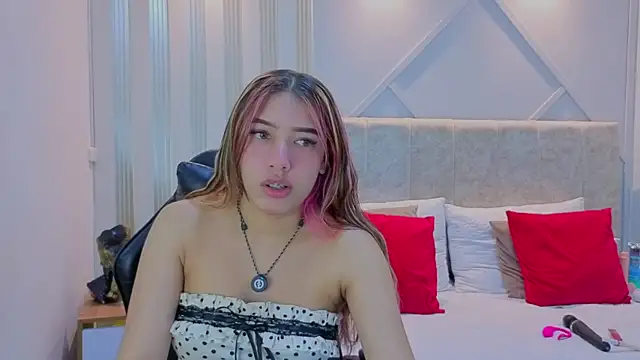 nami sweet  online show from November 11, 11:51 am