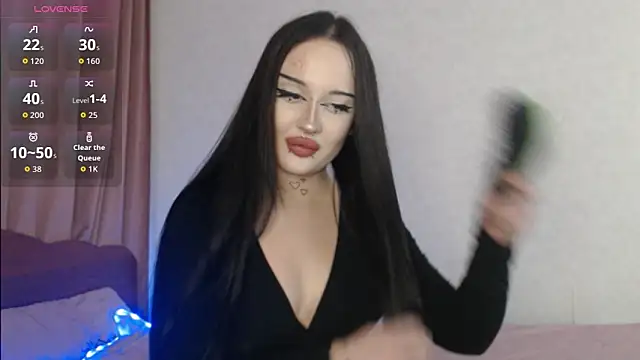 kari meow online show from October 13, 7:27 pm