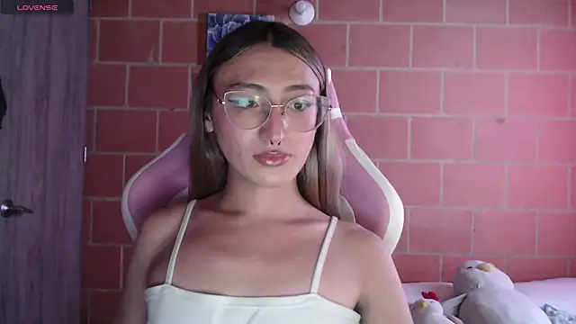 Andrea camilaaa online show from September 10, 5:13 pm