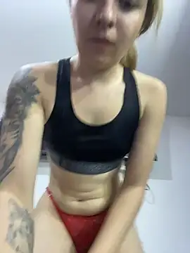 karla-thomsom10 online show from March 31, 11:05 pm