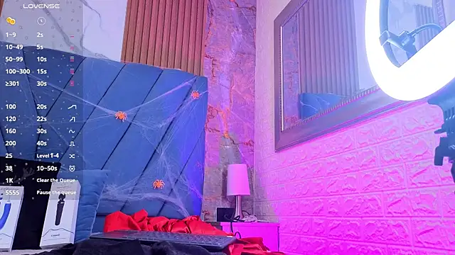 angel  red  online show from October 13, 4:15 am