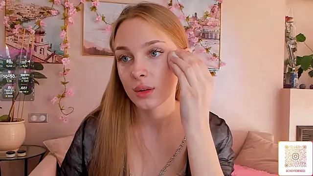 CindyGreen online show from October 23, 6:41 am