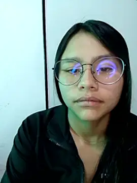 SofieLove 01 online show from January 8, 8:40 am