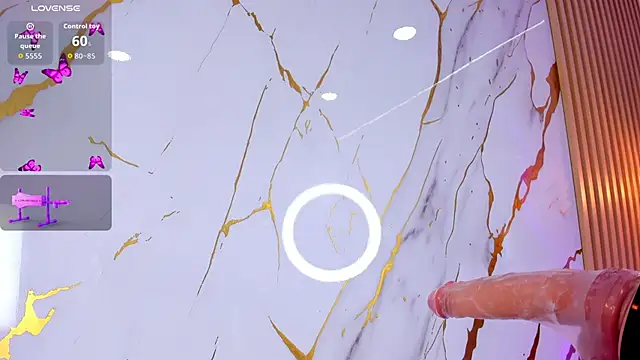 alissaowens  online show from September 9, 1:33 pm