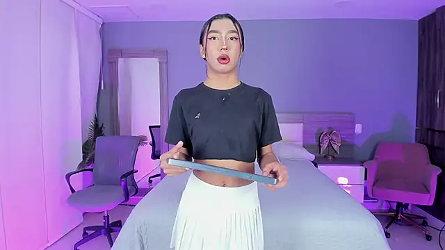 Alaiaguerra online show from November 6, 7:42 pm