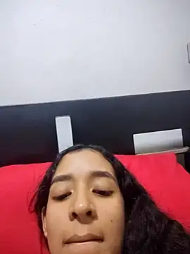 Amber-Sweett online show from November 1, 2:05 am