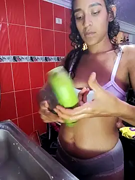 Amber-Sweett online show from October 28, 5:13 am