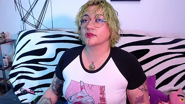 XxGreenGoodxX online show from February 19, 11:14 pm