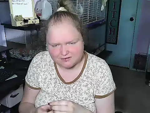 KadiSparkle online show from September 16, 5:43 pm