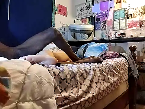 SnowBunny1224 online show from September 26, 9:40 am