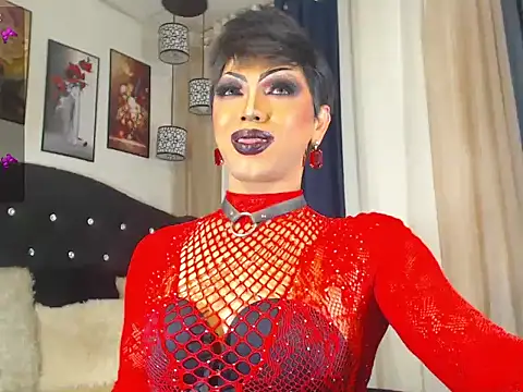 SmokingDomDiva online show from March 31, 9:04 pm